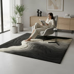 Seseorang bersantai dengan buku dan teh